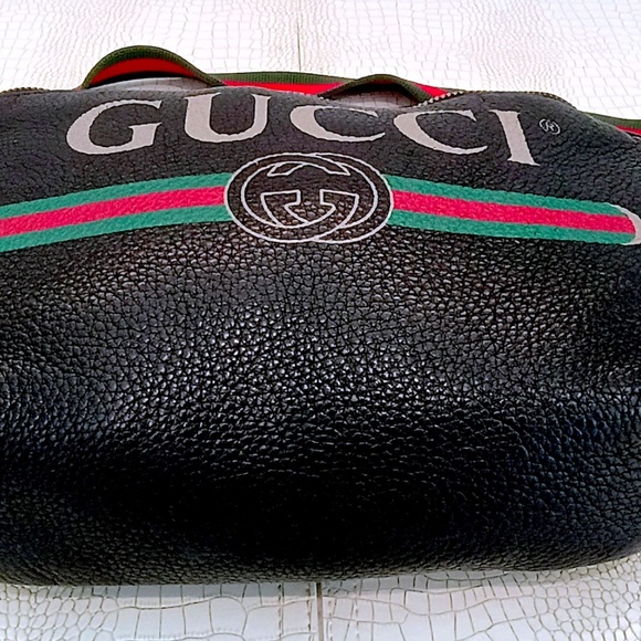 EXTREMELY RARE XXL Gucci Black Gucci Printed Bum Bag Crossbody Italian Calfskin. - Picture 4 of 16